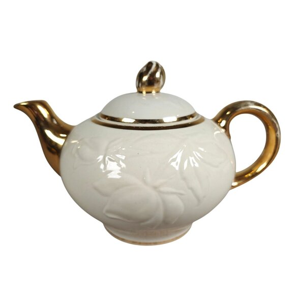 Vintage White Ceramic Teapot Hand Decorated 22K Gold Teapot Continental Kilns - Picture 1 of 8